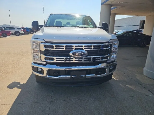New 2026 Oxford White Ford F-250® XLT image 29