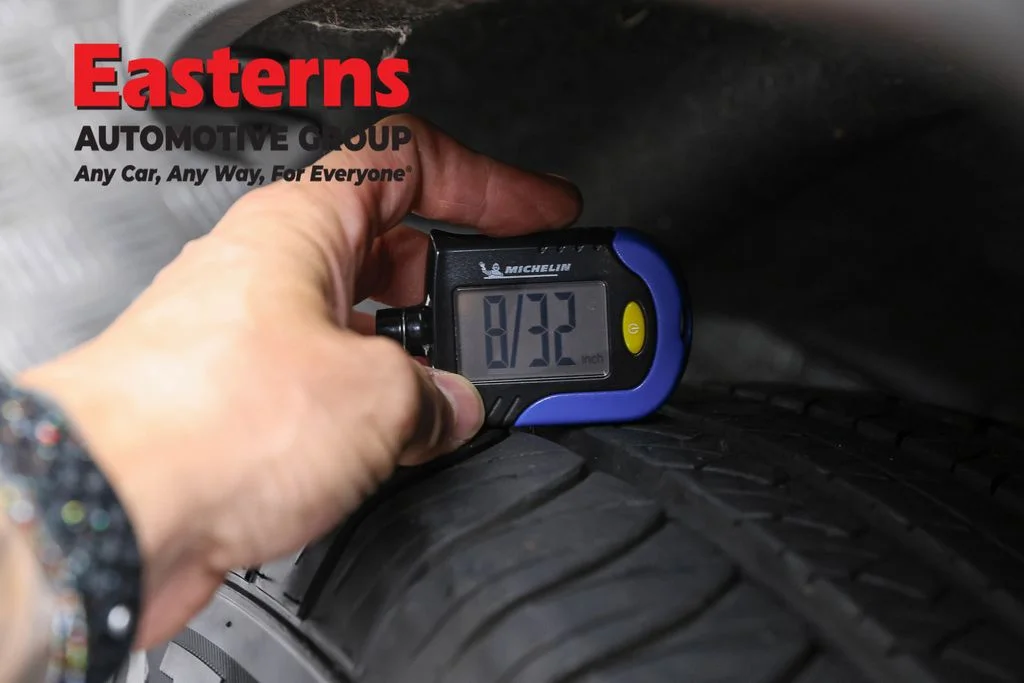 Used 2021 Black Jeep Laredo E image 29