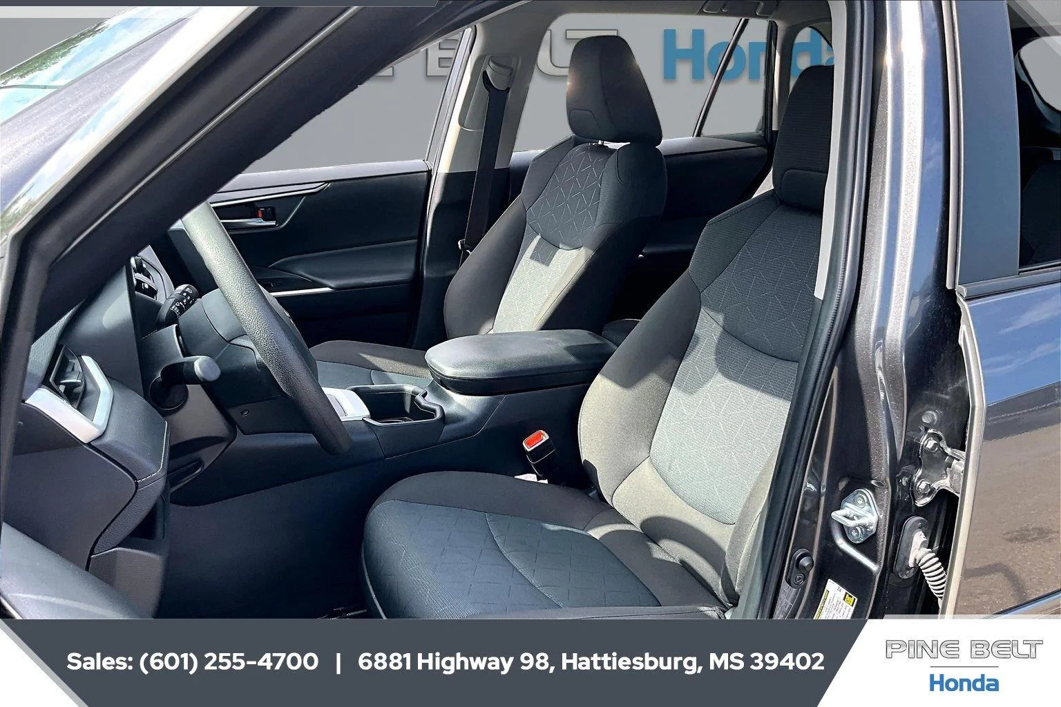 Used 2025 Magnetic Gray Metallic Toyota XLE image 18