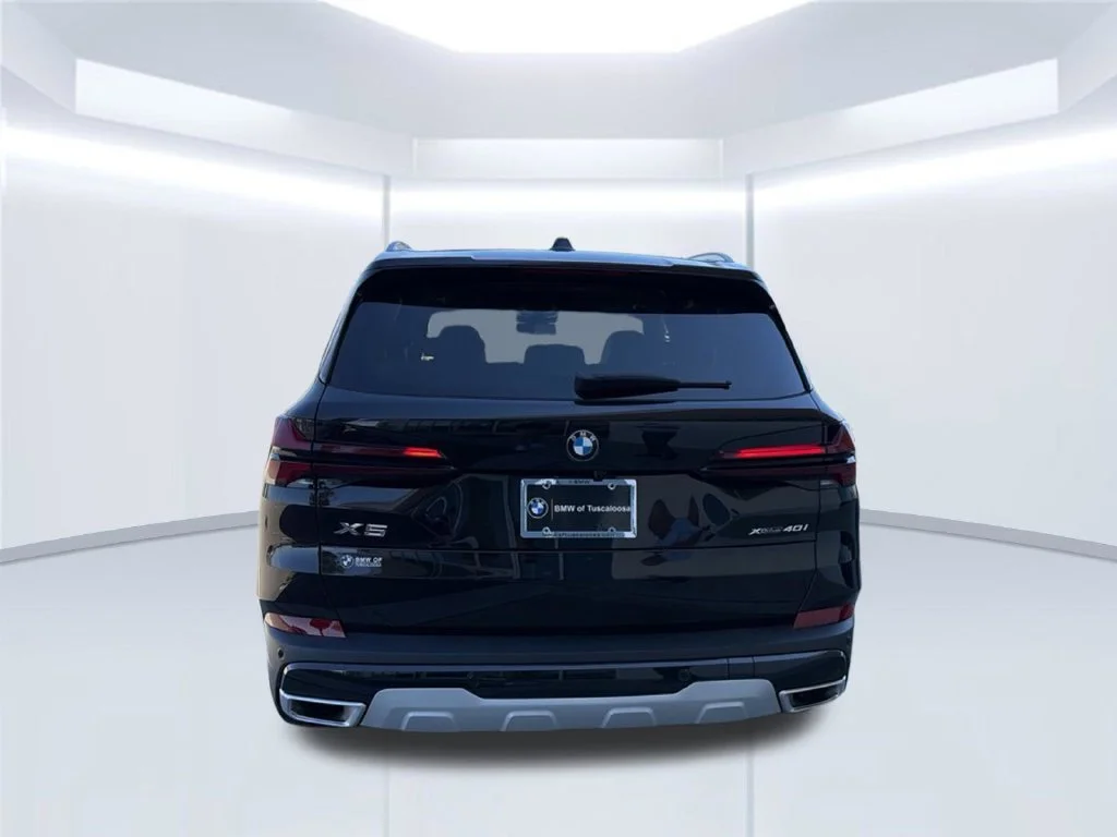 New 2026 Black BMW xDrive40i image 5