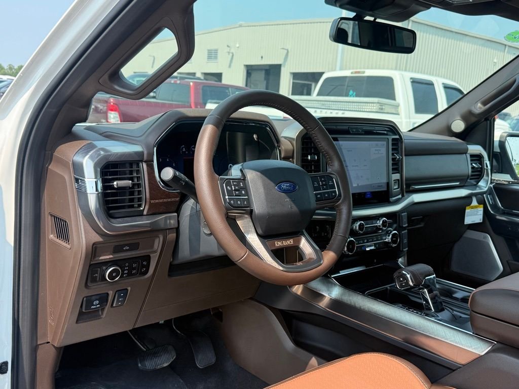 New 2026 Star White Metallic Tri-Coat Ford King Ranch® image 4