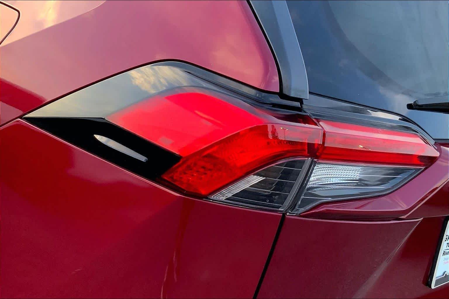 Used 2021 Ruby Flare Pearl Toyota LE image 25