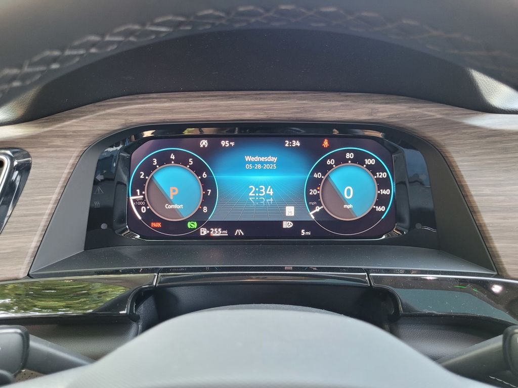 2025 Volkswagen Atlas SEL Premium R-Line - Photo 24