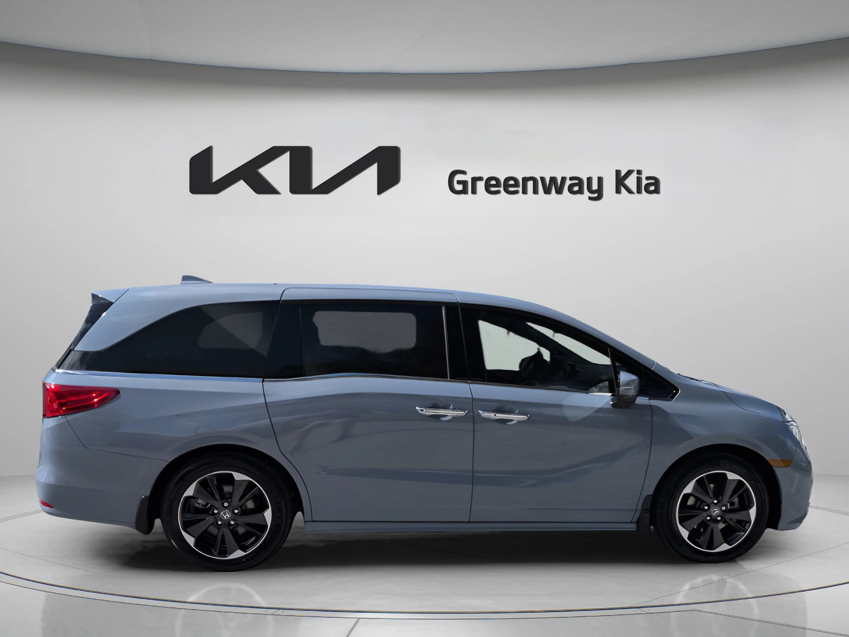 Used 2024 Lunar Silver Metallic Honda Elite image 5