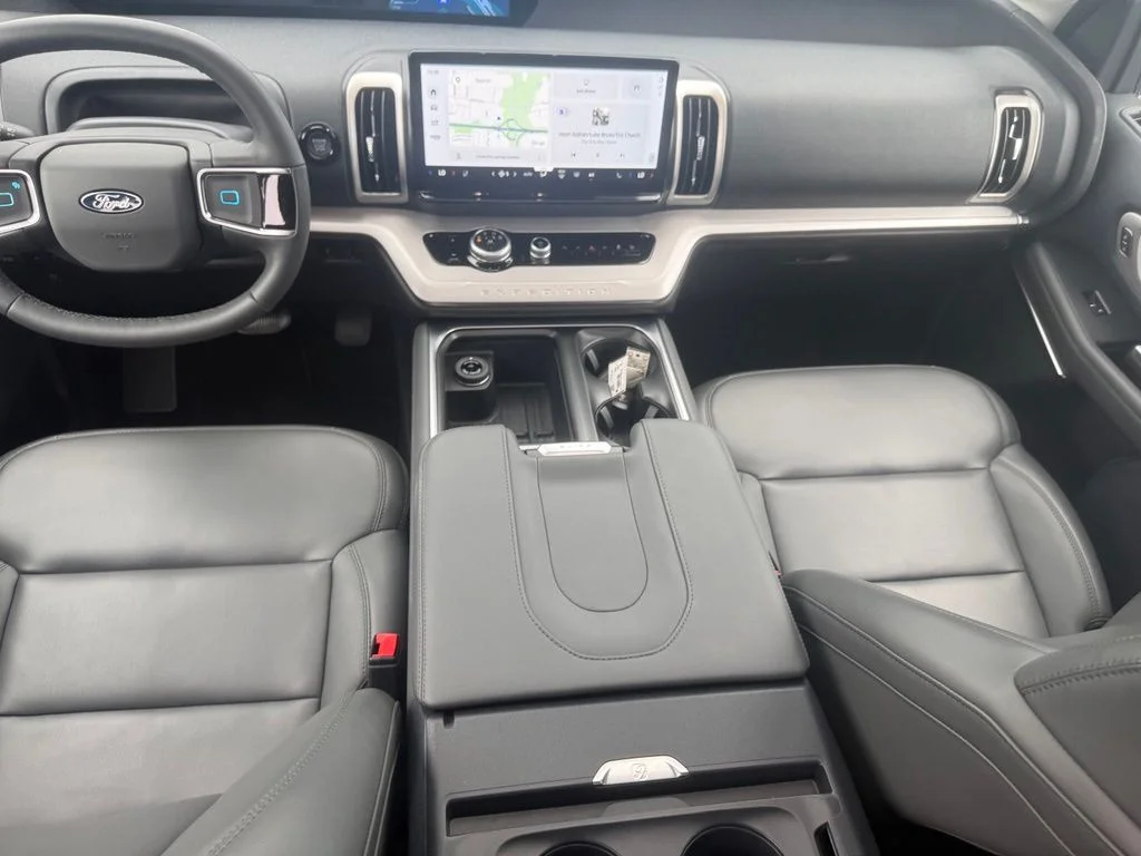 New 2026 Glacier Gray Metallic Tri-Coat Ford Active image 39