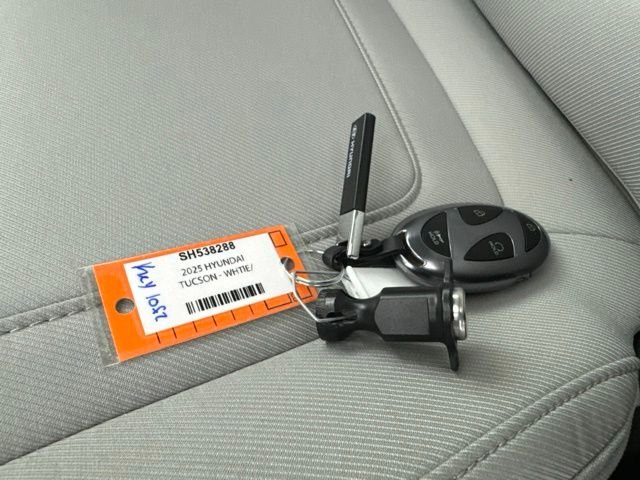 Certified Used 2025 White Hyundai SEL image 28