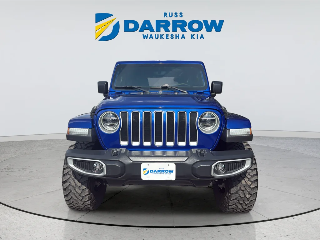 Used 2019 Blue Jeep Unlimited Sahara image 8