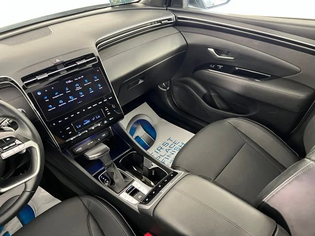 Used 2024 Green Hyundai Limited image 30