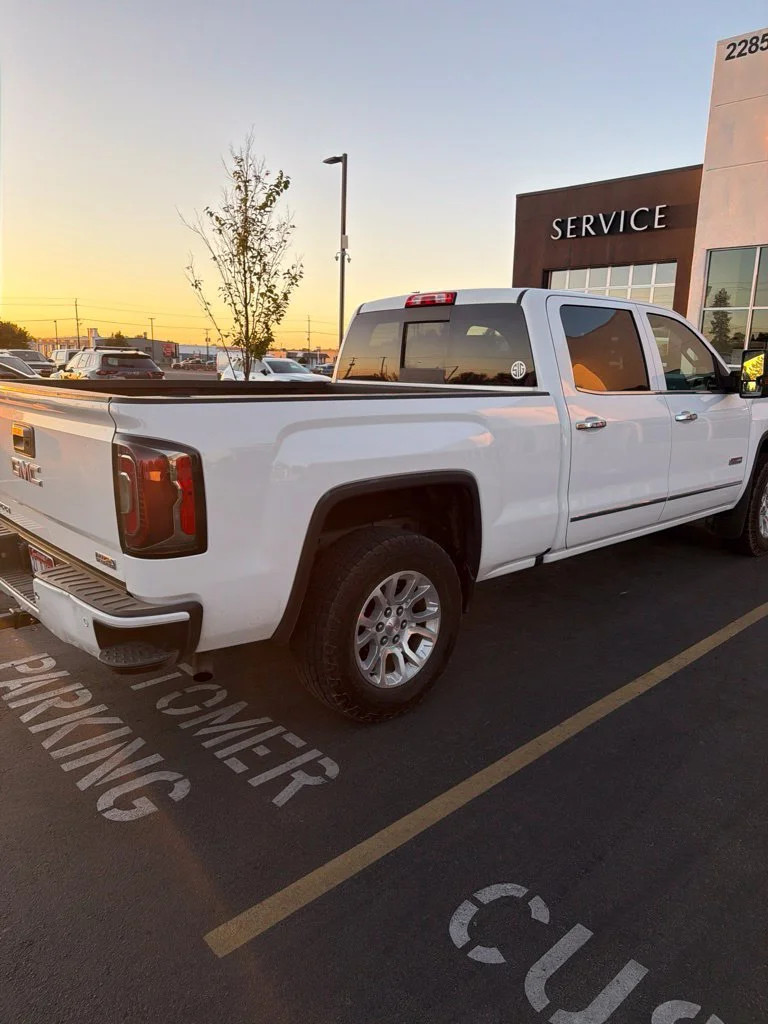 Used 2016  GMC SLT image 5