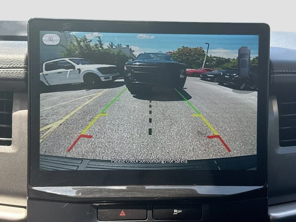Used 2023 Black Ford XLT image 15