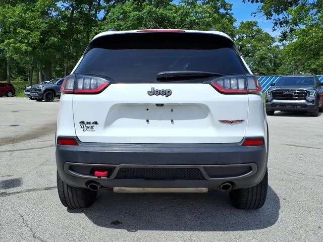 Used 2019 White Jeep Trailhawk image 18