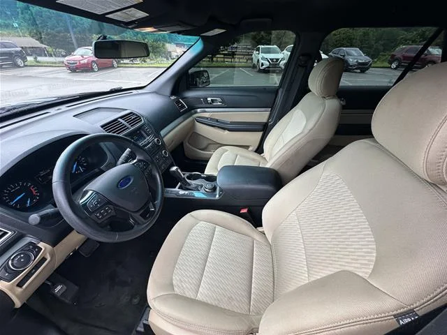 Used 2017 Shadow Black Ford Base image 23
