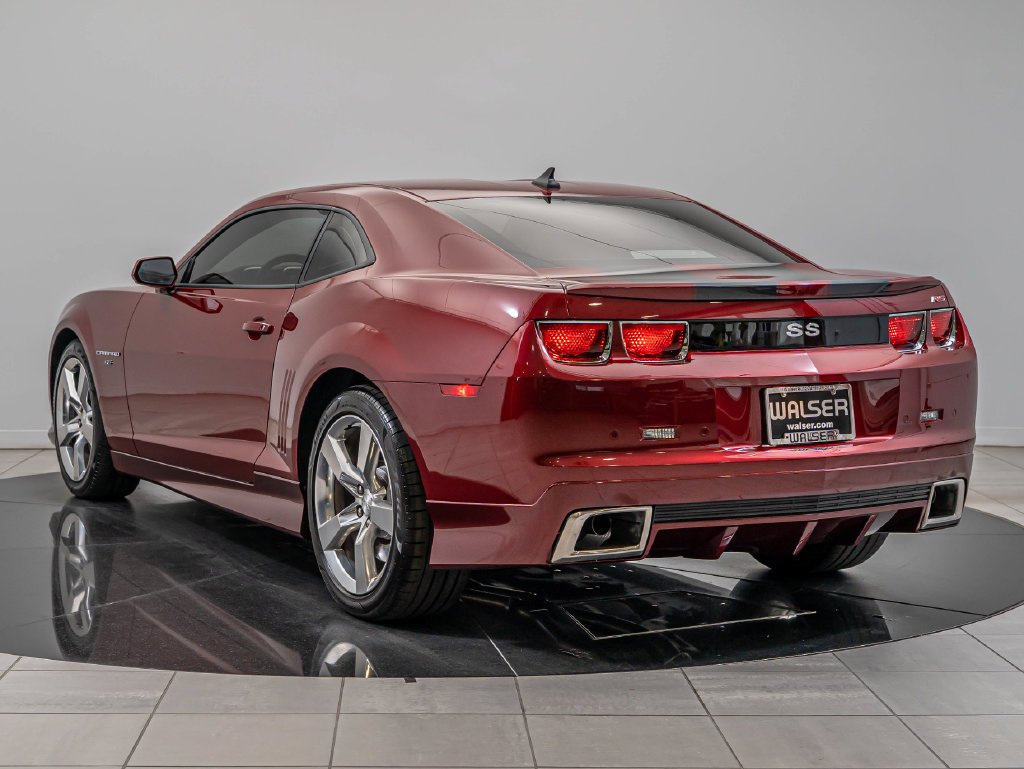 Used 2010 Red Jewel Tintcoat Chevrolet SS image 6