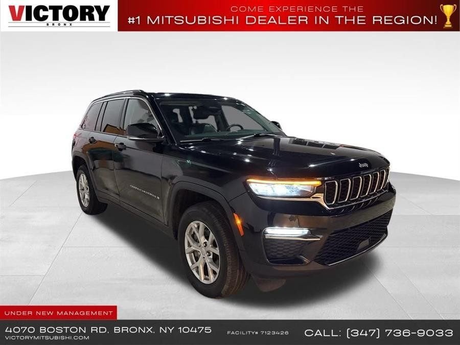 Used 2023 Black Jeep Limited image 3