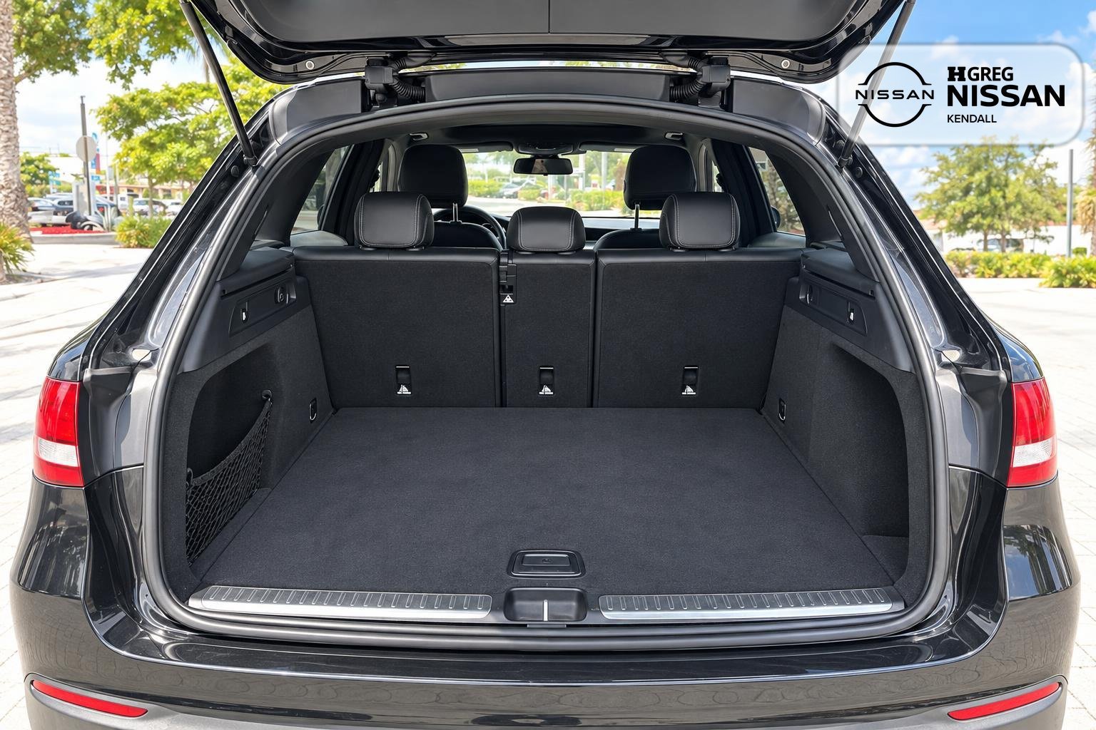 Used 2017 Black Mercedes-Benz GLC 300 image 15