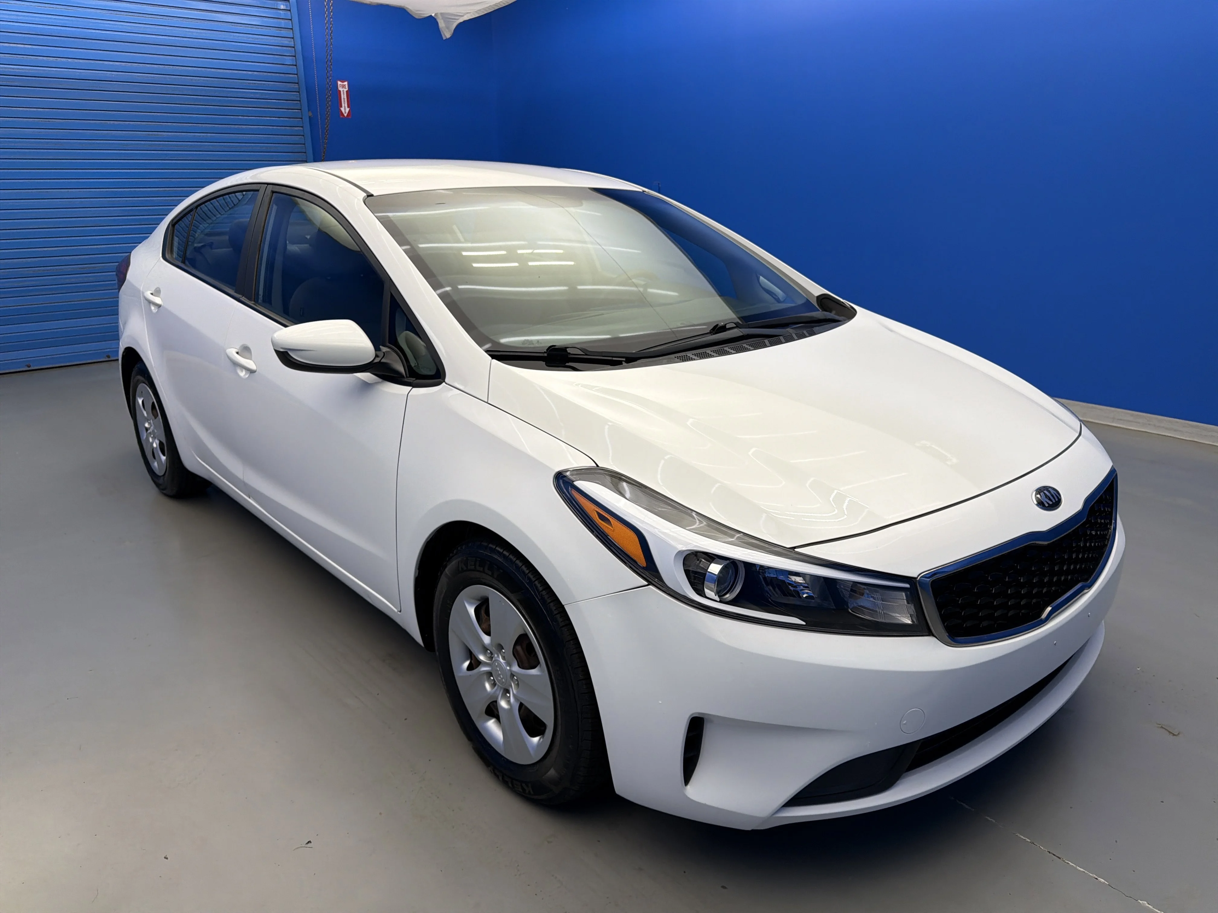 Used 2018 Kia FORTE LX with VIN 3KPFK4A79JE211357 for sale in Jeffersontown, KY