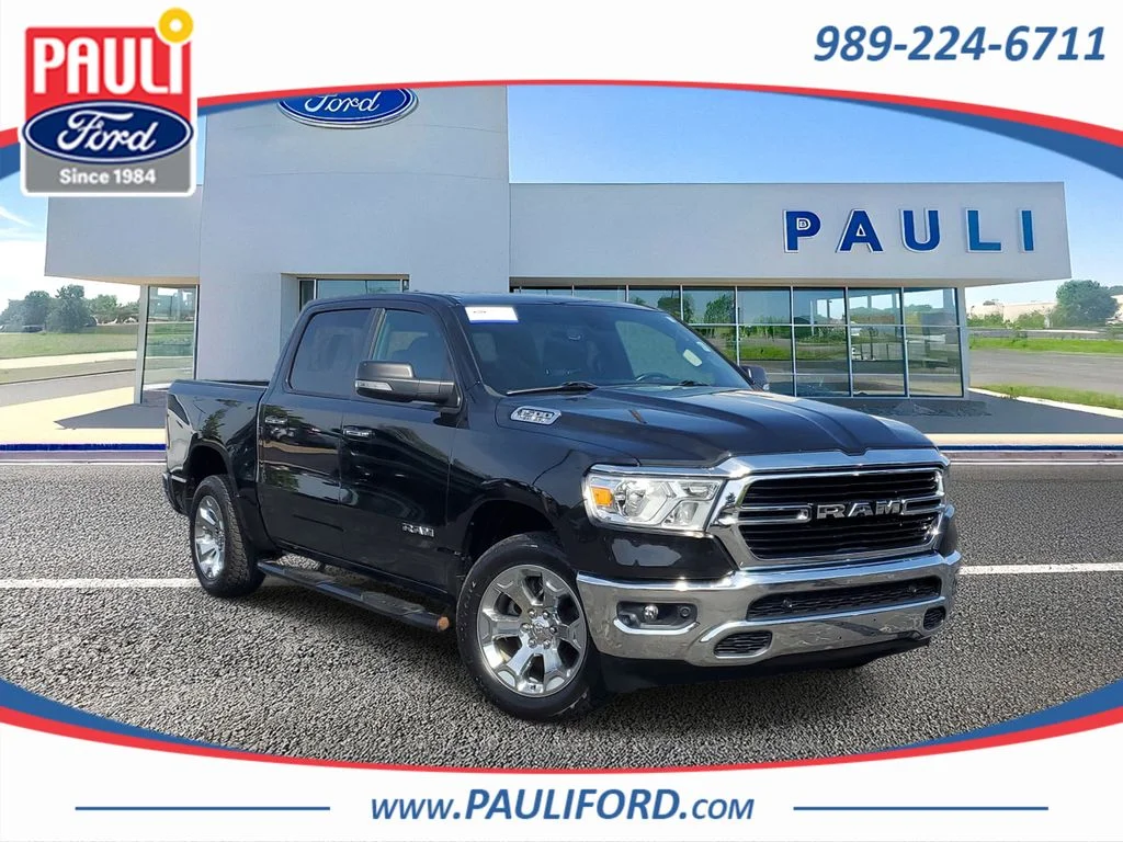 2019 RAM 1500 Big Horn/Lone Star 4x4 Crew Cab 5'7's photo