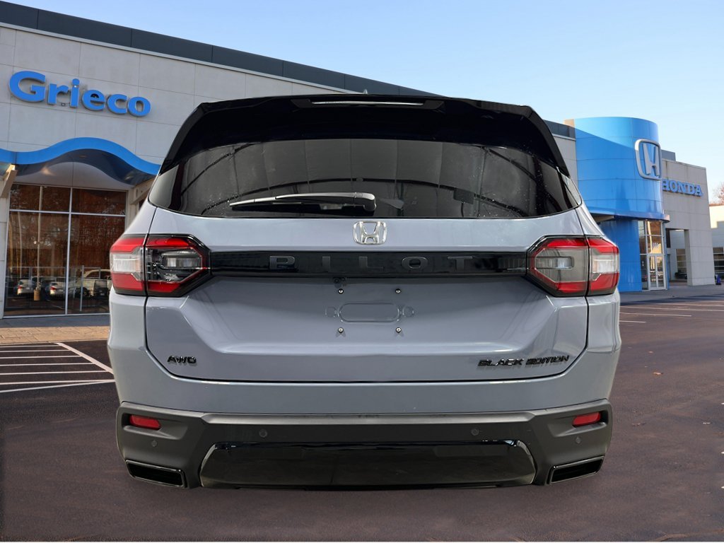 New 2026 Sonic Gray Pearl Honda Black Edition image 4