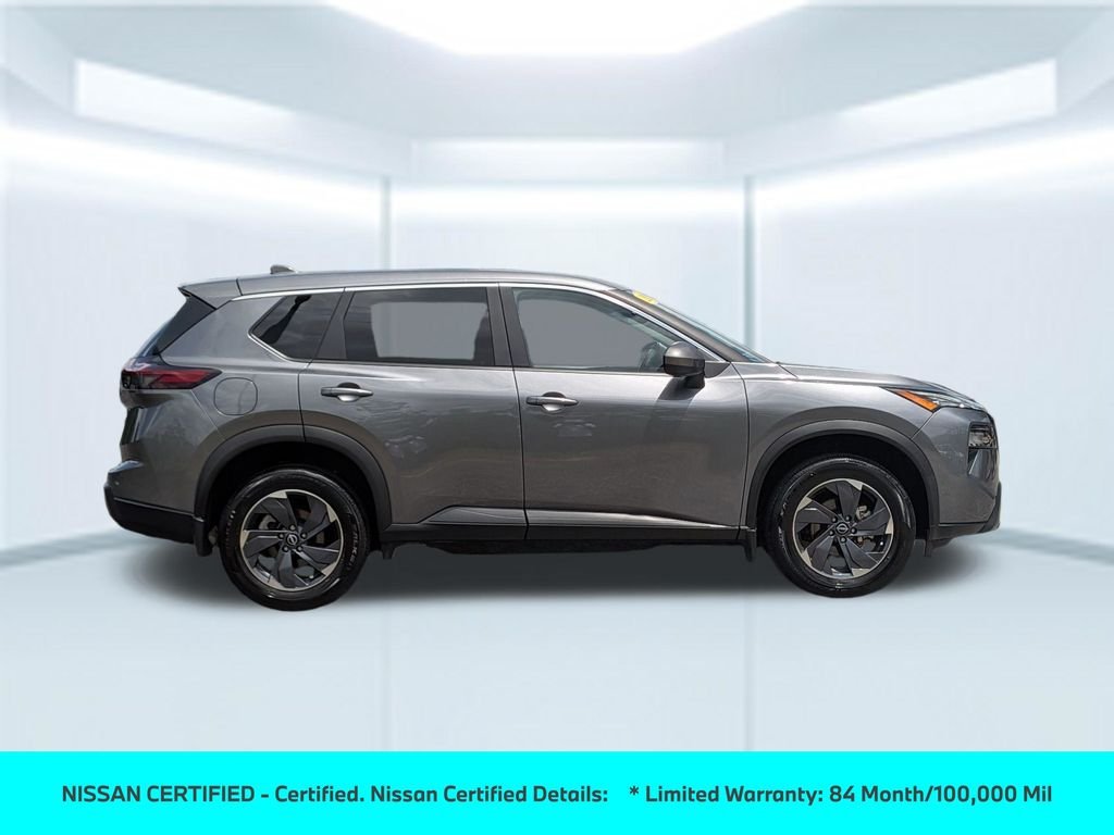 Used 2025 Gun Metallic Nissan SV image 9