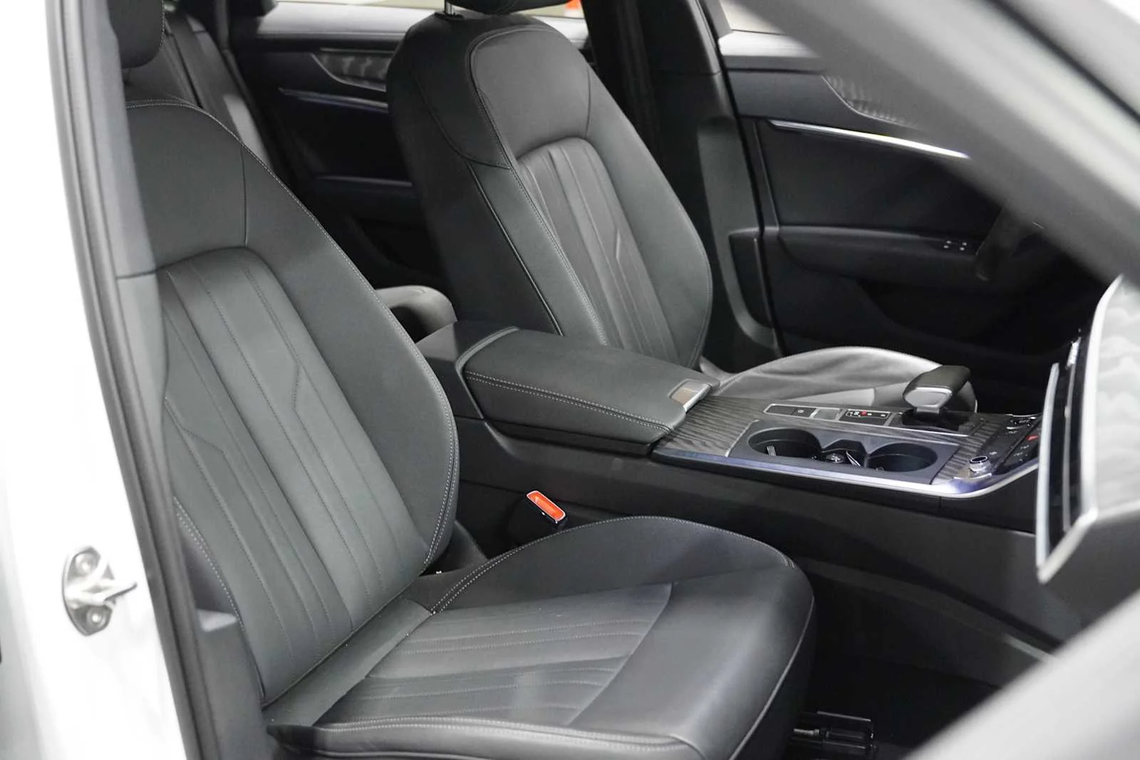 Used 2024 Arkona White Audi Premium image 11