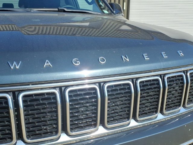 Used 2024  Jeep Series II image 27