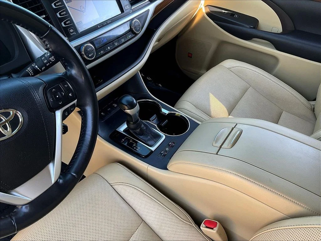 Used 2018 Black Toyota Limited image 18