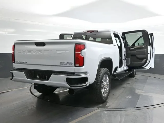 New 2026 Polar White Tricoat Chevrolet High Country image 20