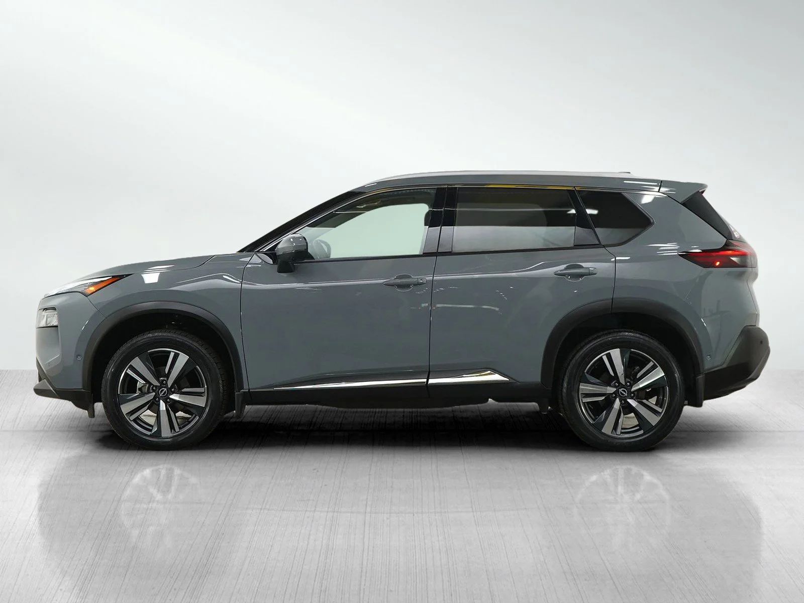 Used 2023 Nissan Rogue SL with VIN JN8BT3CB5PW189450 for sale in Minneapolis, Minnesota