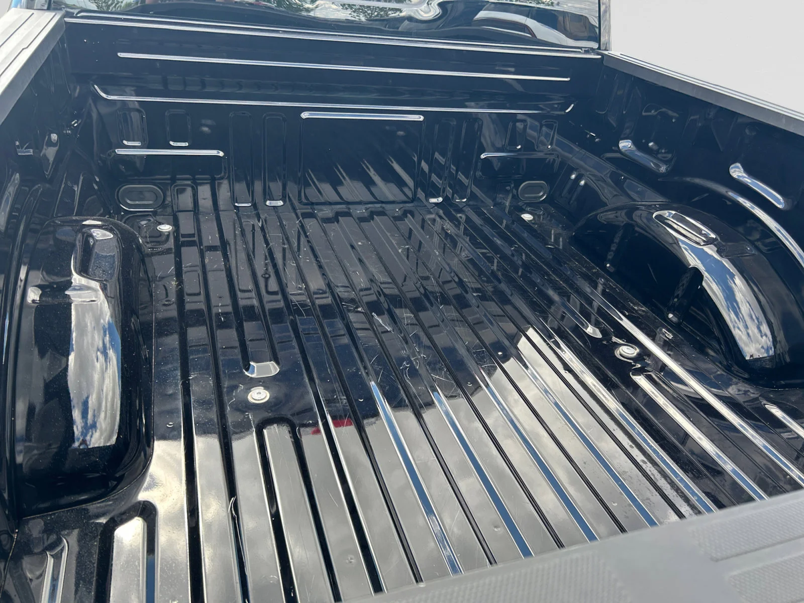 Used 2025 BLACK Ford LARIAT SuperCrew   **New Arrival** image 10