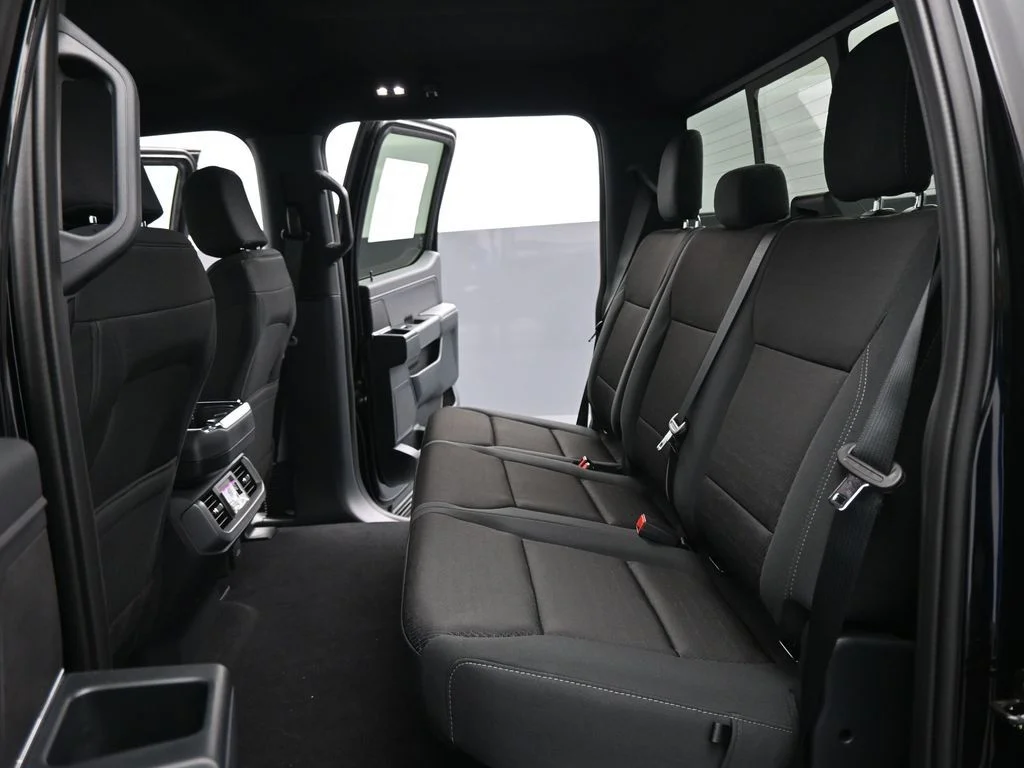 New 2026 Agate Black Metallic Ford XLT image 18