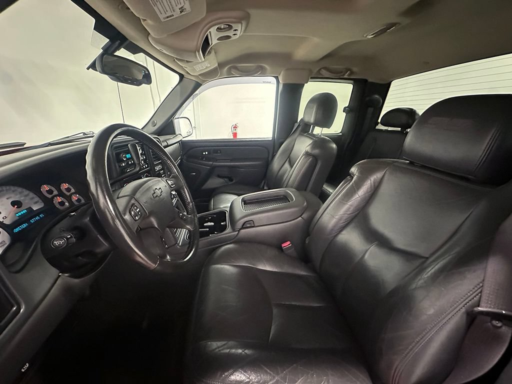 Used 2004 Victory Red Chevrolet NA image 56