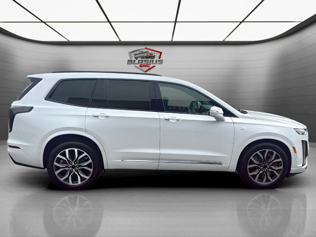 Used 2023 White Cadillac Sport image 6