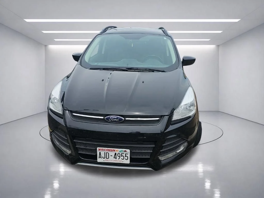 Used 2016 Shadow Black Ford SE image 9