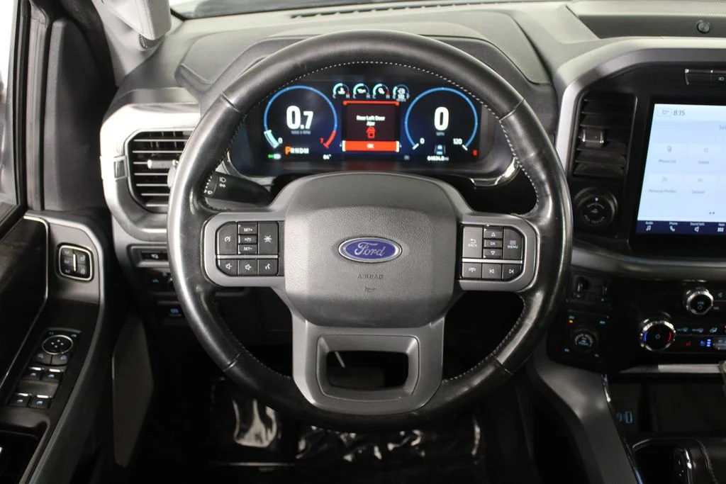Used 2022 Gray Ford Lariat image 9