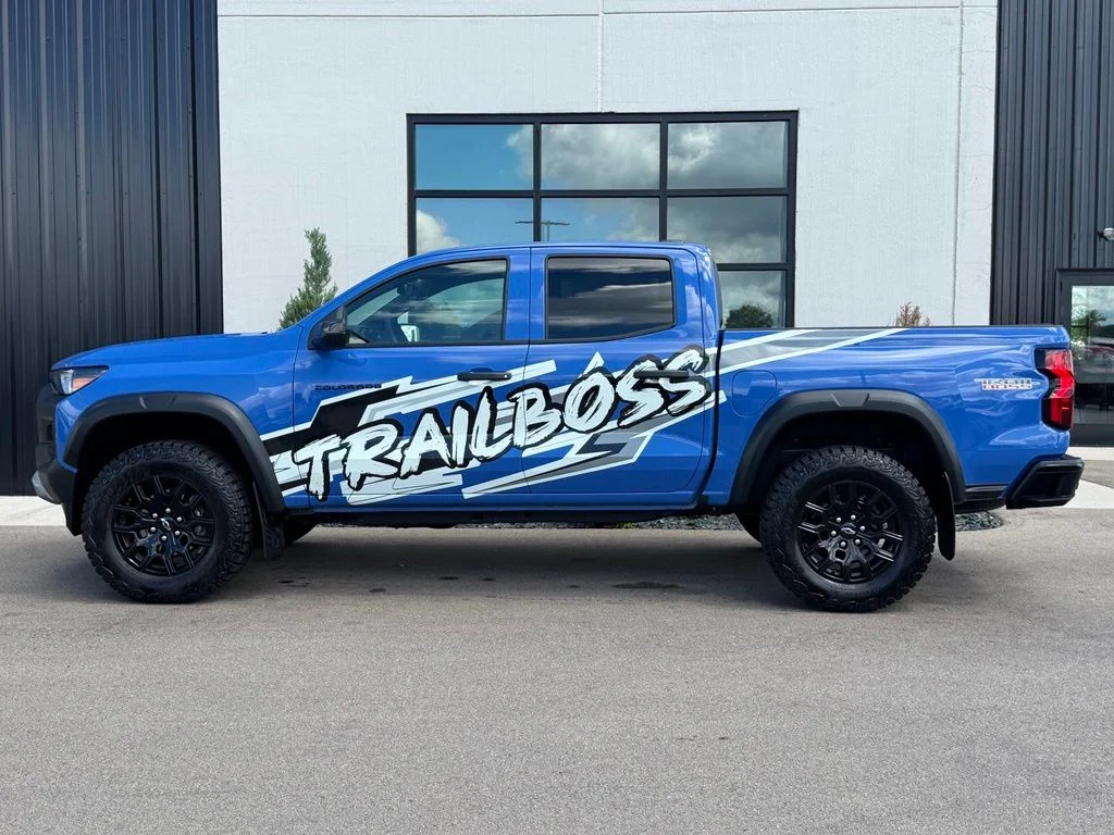 Used 2025 Blue Chevrolet Trail Boss image 2