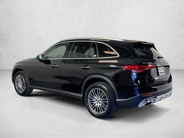 New 2026 Black Mercedes-Benz GLC 300 image 37
