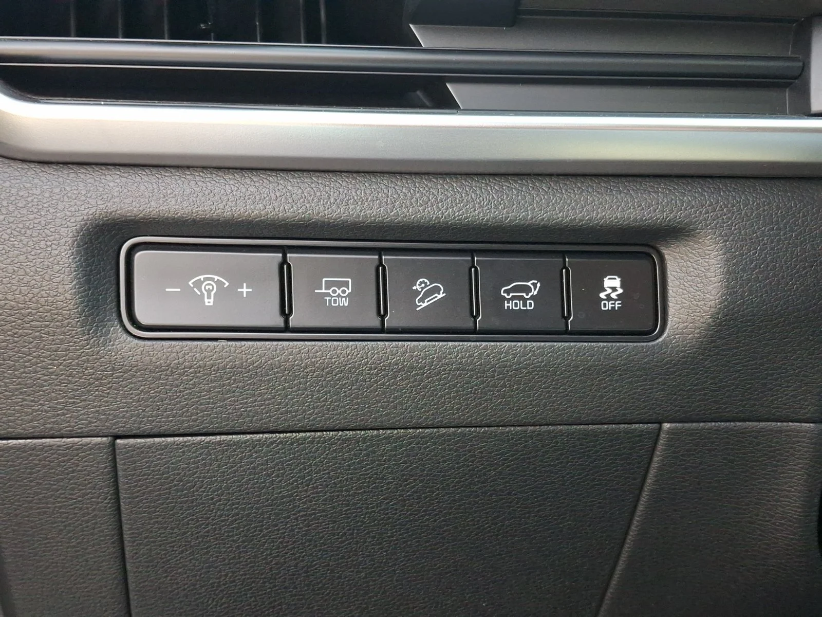 Certified Used 2024 White Kia EX X-Line image 26