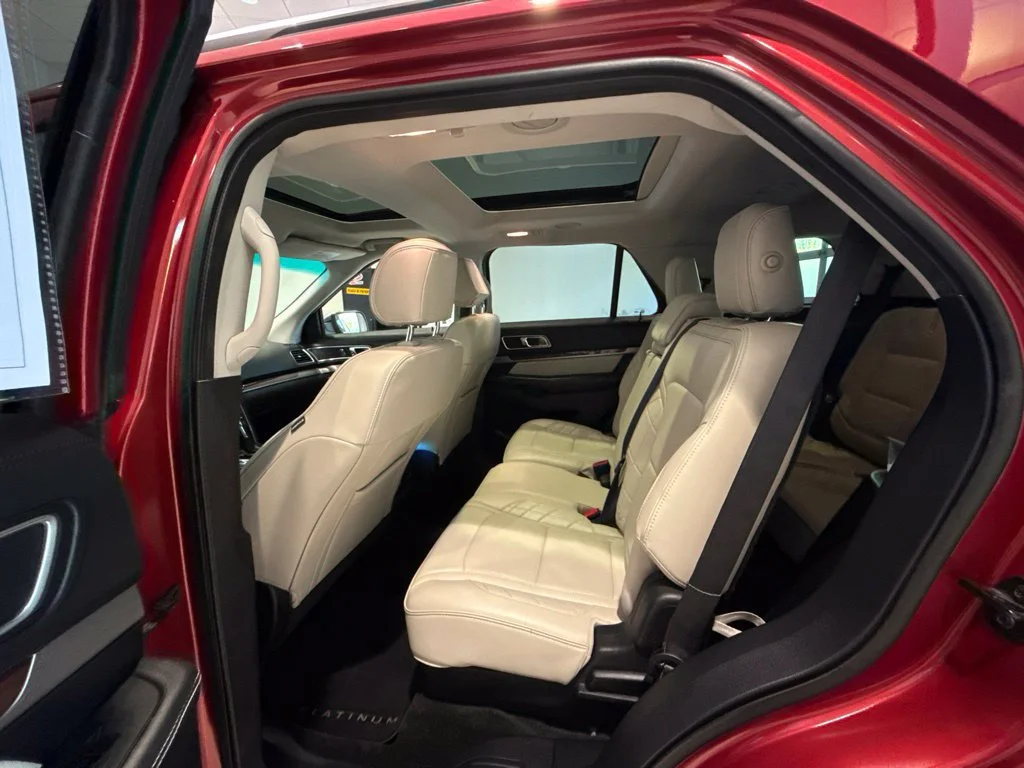 Used 2016 Ruby Red Metallic Ford Platinum image 18