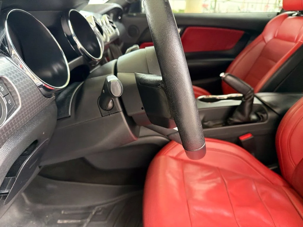 Used 2017 Gray Ford GT Premium image 34