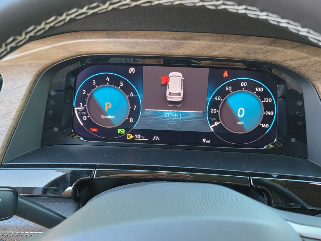 New 2026 Pure Gray Volkswagen 2.0T SE w/Technology image 14
