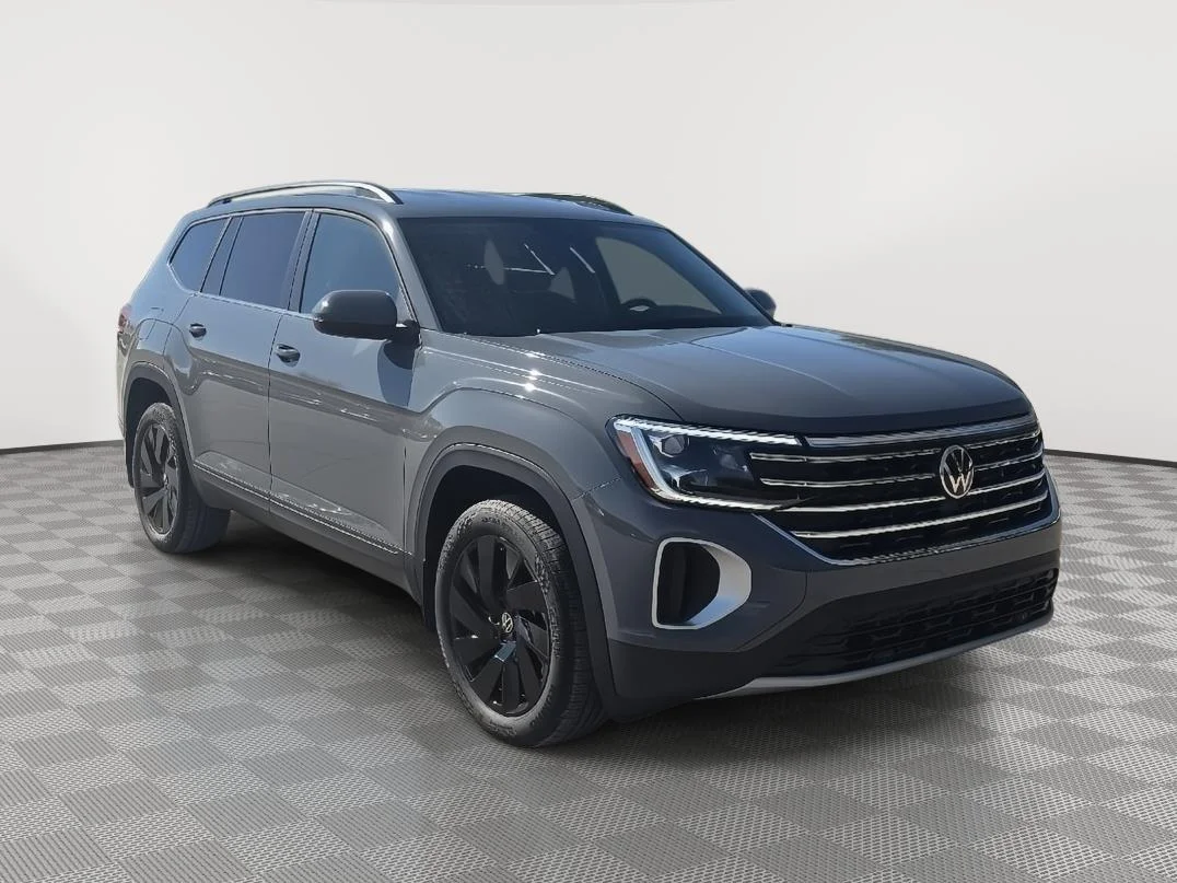 2026 Volkswagen Atlas SE w/Tech