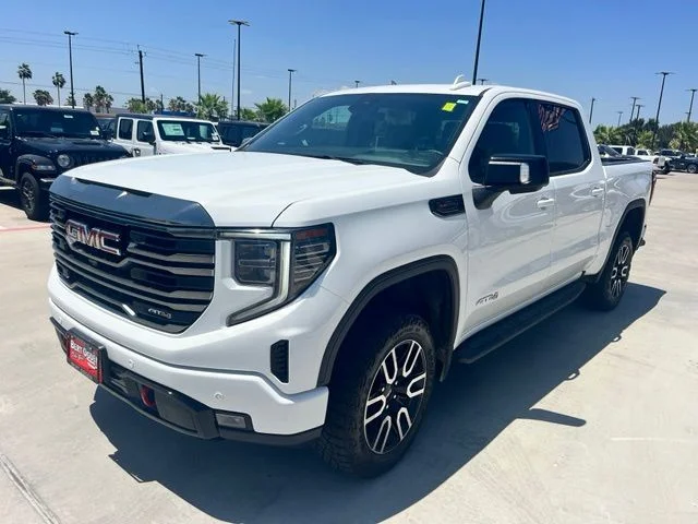 Used 2023 White GMC AT4 image 5