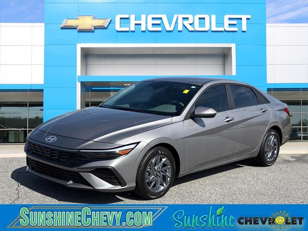 2024 Hyundai Elantra SEL