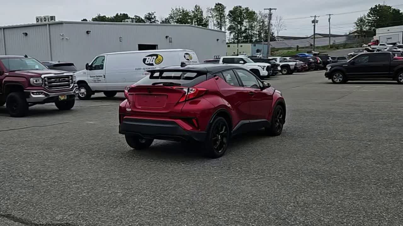 Used 2022 Supersonic Red w/Black Roof Toyota Nightshade image 9