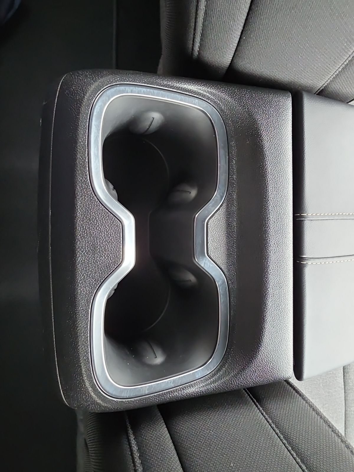 Used 2025 Black GMC Elevation image 14