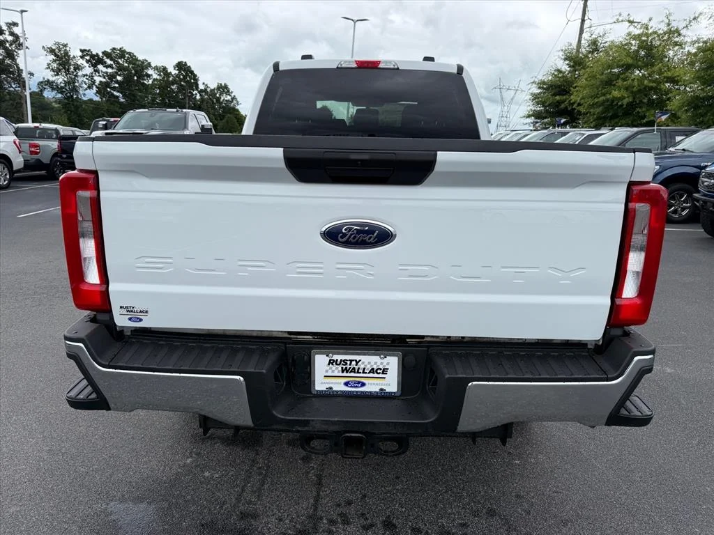 Used 2025 White Ford XLT image 6