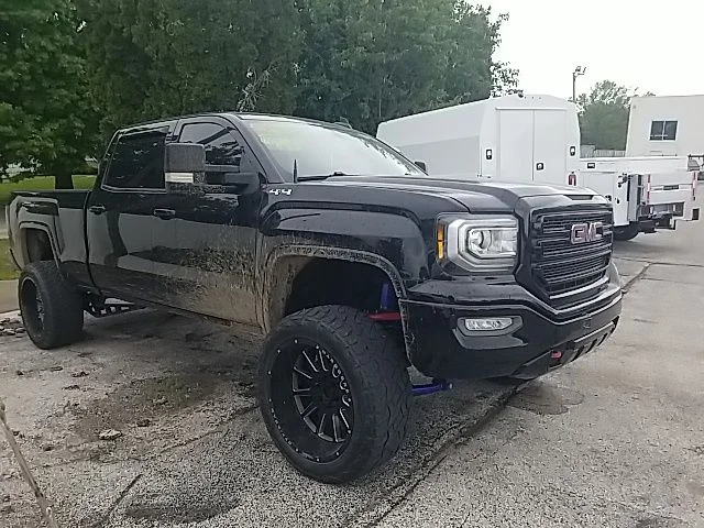 Used 2017 Black GMC Base image 2