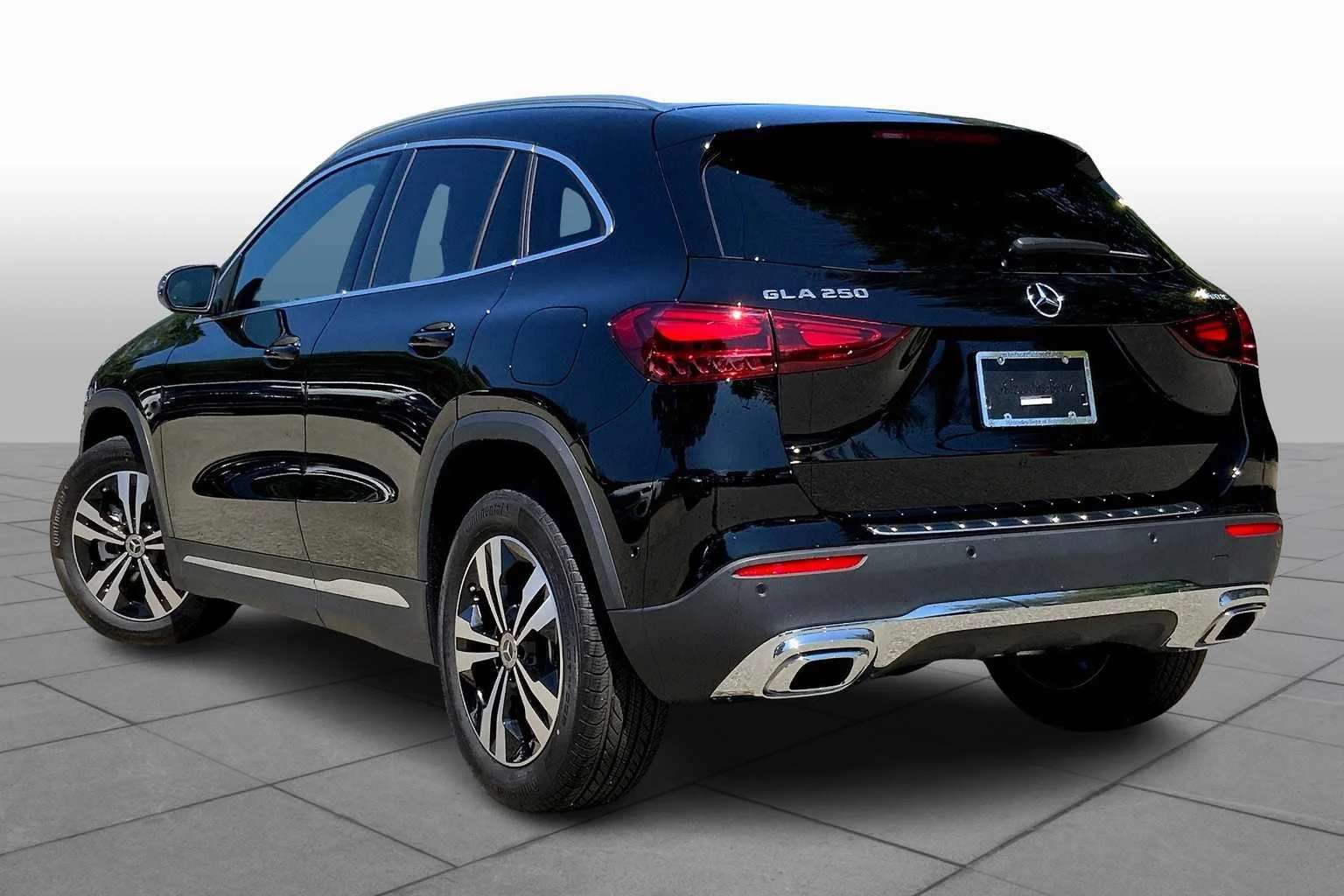 Certified Used 2026 Night Black Mercedes-Benz GLA 250 image 16