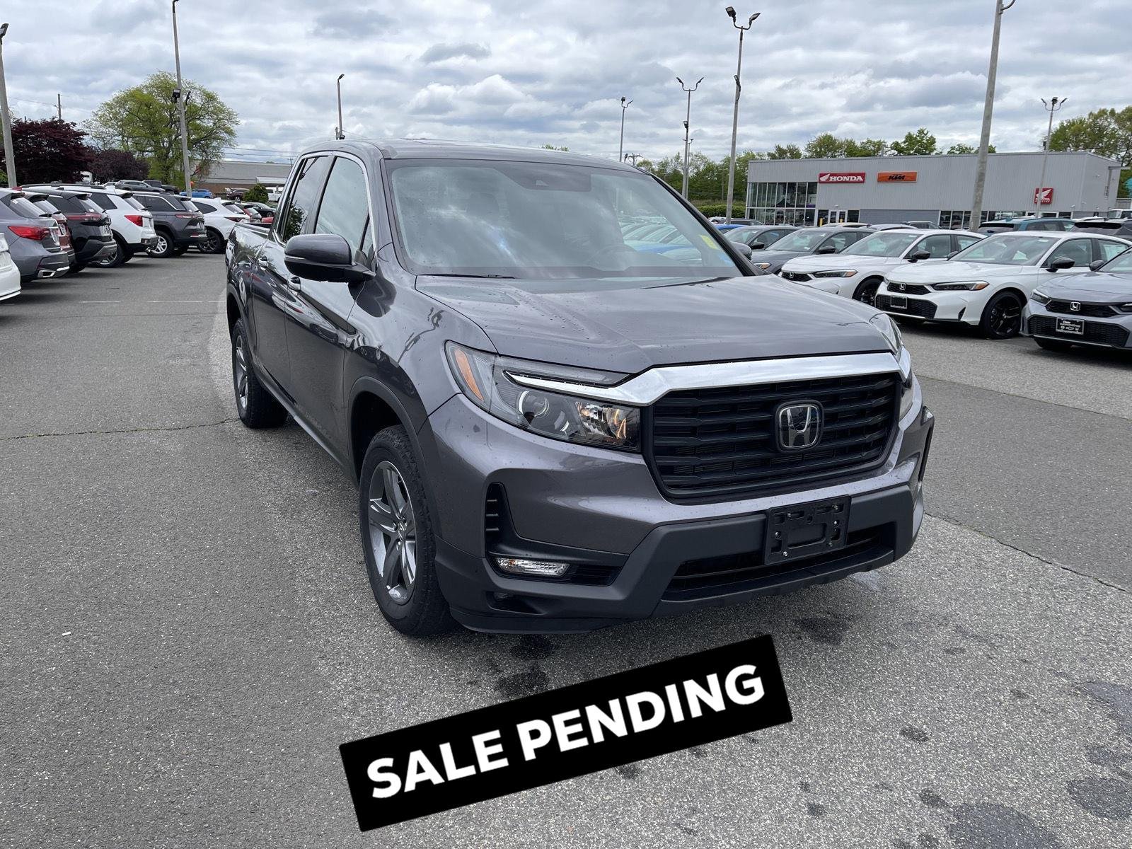 Used 2023 Modern Steel Metallic Honda RTL image 1