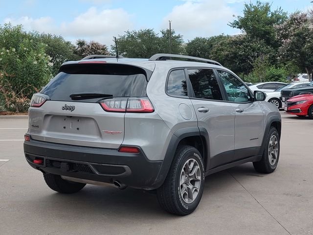 Used 2021 Silver Jeep Trailhawk image 3
